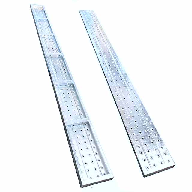 Tấm ván giàn giáo